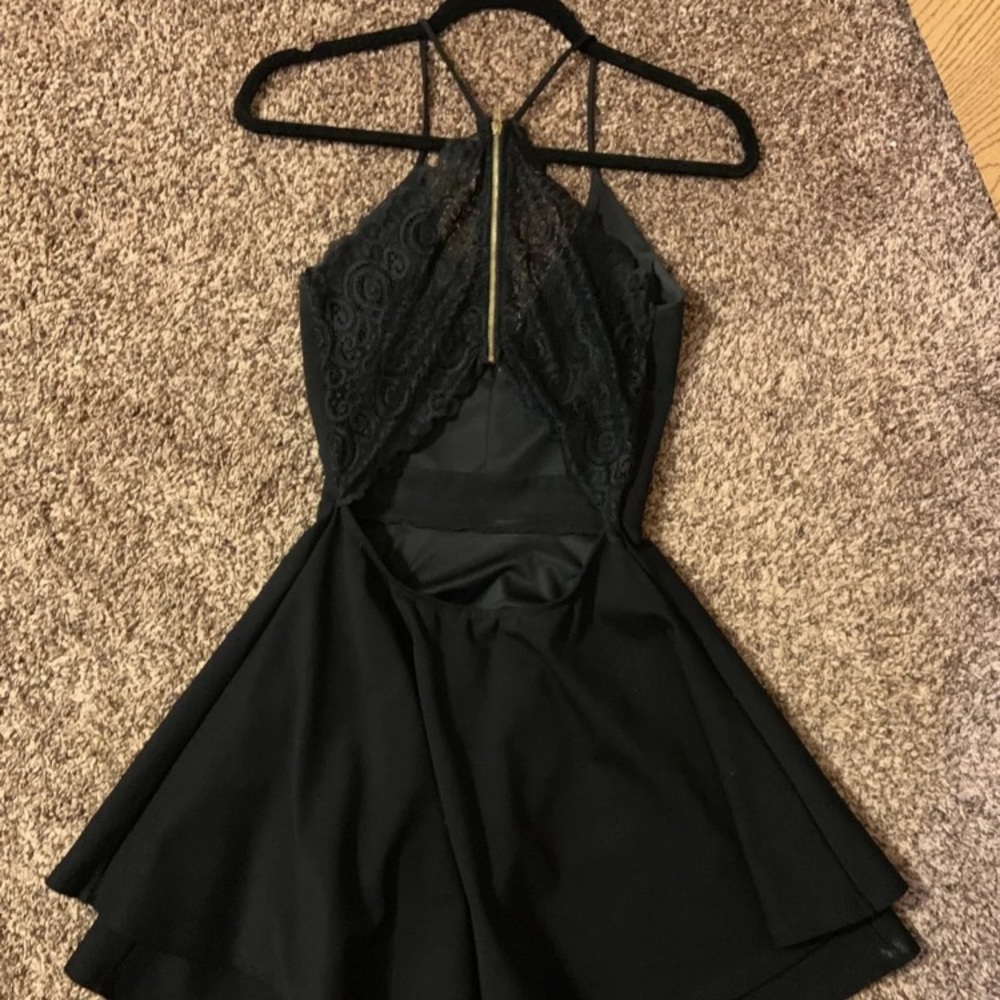 Dress - Picture 2 of 3